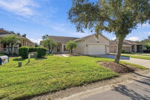 Casa en venta en Poinciana, Florida, 2 dormitorios, 133.78 m2 № 2427094 - foto 4