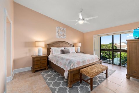 Condo in St. Lucie, Florida, 2 bedrooms № 2146981 - photo 30