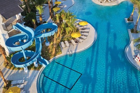 Купить виллу или дом в Уэстлейк, Флорида 9 комнат, 251.11м2, № 2083518 - фото 11