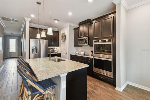 House in Tarpon Springs, Florida 3 bedrooms, 155.33 sq.m. № 1751732 - photo 6