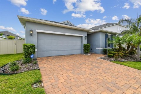 House in Tarpon Springs, Florida 3 bedrooms, 155.33 sq.m. № 1751732 - photo 2