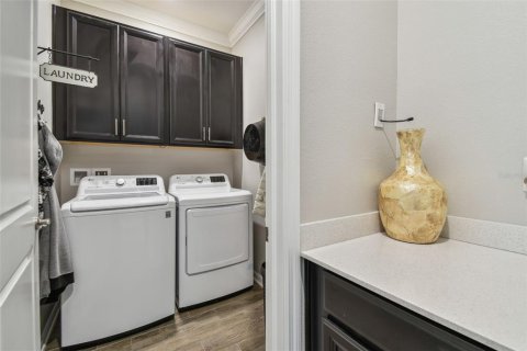 House in Tarpon Springs, Florida 3 bedrooms, 155.33 sq.m. № 1751732 - photo 15
