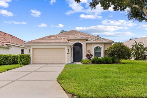 House in Sarasota, Florida 3 bedrooms, 190.54 sq.m. № 2285677