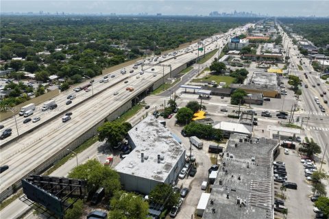 Immobilier commercial à vendre à North Miami, Floride № 2339864 - photo 9