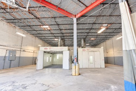 Immobilier commercial à vendre à North Miami, Floride № 2339864 - photo 13