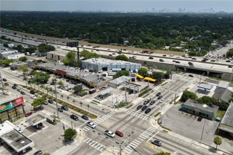 Immobilier commercial à vendre à North Miami, Floride № 2339864 - photo 12