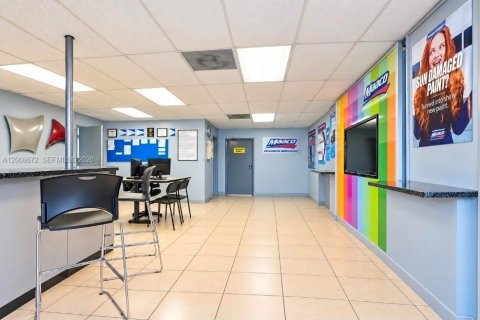 Immobilier commercial à vendre à North Miami, Floride № 2339864 - photo 19