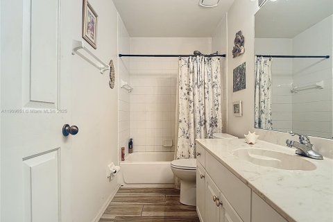 Villa ou maison à vendre à Naples, Floride: 3 chambres, 174.75 m2 № 1965361 - photo 22