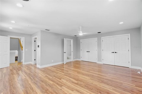 Villa ou maison à louer à Tampa, Floride: 4 chambres, 338.16 m2 № 2383744 - photo 27