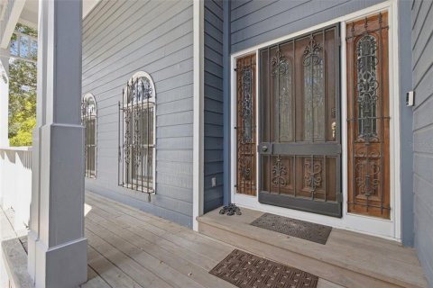 Villa ou maison à louer à Tampa, Floride: 4 chambres, 338.16 m2 № 2383744 - photo 4