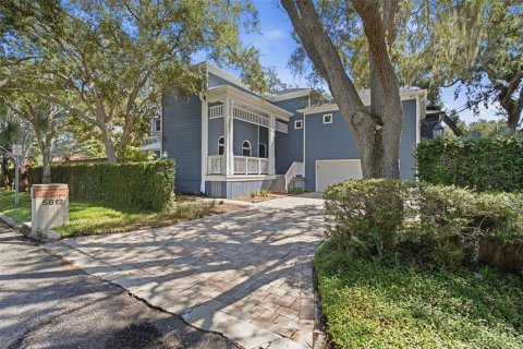 Villa ou maison à Tampa, Floride 4 chambres, 338.16 m2 № 2383744