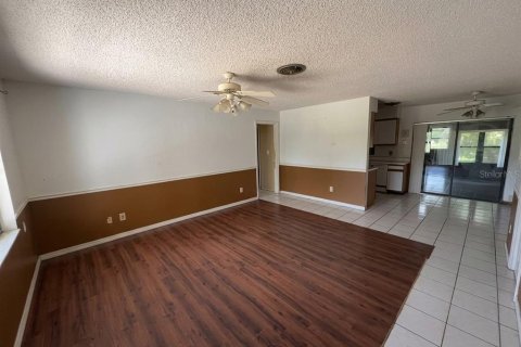 Villa ou maison à vendre à Orlando, Floride: 3 chambres, 126.07 m2 № 2338836 - photo 2