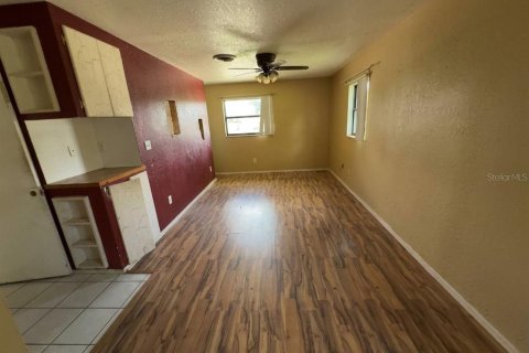 Villa ou maison à vendre à Orlando, Floride: 3 chambres, 126.07 m2 № 2338836 - photo 4