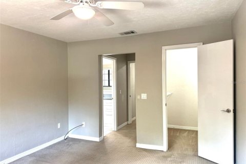 Touwnhouse à louer à Gainesville, Floride: 3 chambres, 127.28 m2 № 2433689 - photo 25