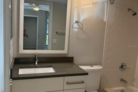 Touwnhouse à louer à Gainesville, Floride: 3 chambres, 127.28 m2 № 2433689 - photo 6