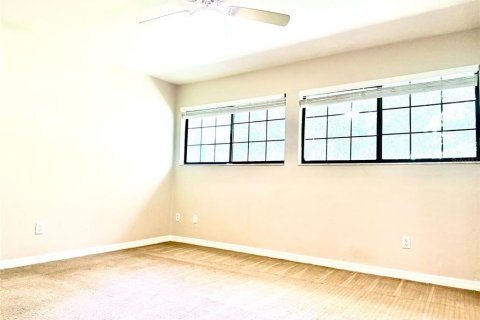Touwnhouse à louer à Gainesville, Floride: 3 chambres, 127.28 m2 № 2433689 - photo 15