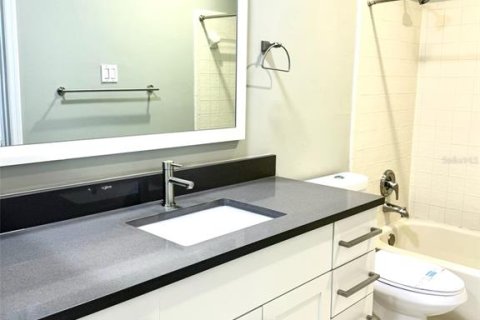 Touwnhouse à louer à Gainesville, Floride: 3 chambres, 127.28 m2 № 2433689 - photo 20