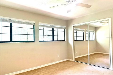 Touwnhouse à louer à Gainesville, Floride: 3 chambres, 127.28 m2 № 2433689 - photo 18