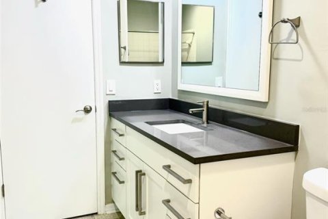 Touwnhouse à louer à Gainesville, Floride: 3 chambres, 127.28 m2 № 2433689 - photo 21