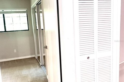 Touwnhouse à louer à Gainesville, Floride: 3 chambres, 127.28 m2 № 2433689 - photo 13