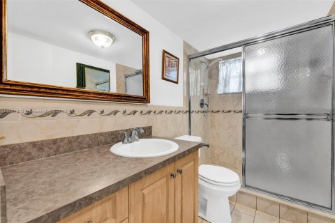 Condominio en venta en Lauderdale Lakes, Florida, 2 dormitorios, 102.38 m2 № 1956019 - foto 15