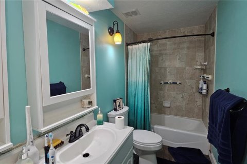 Villa ou maison à vendre à Titusville, Floride: 4 chambres, 207.73 m2 № 1907083 - photo 11
