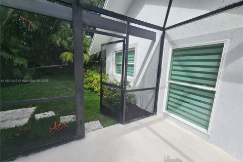 Купить виллу или дом в Палм-Бич-Гарденс, Флорида 4 спальни, № 1975530 - фото 29