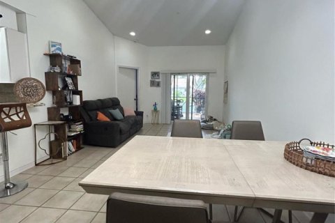 Apartment in Miramar, Florida 2 bedrooms, 96.99 sq.m. № 2087032 - photo 7