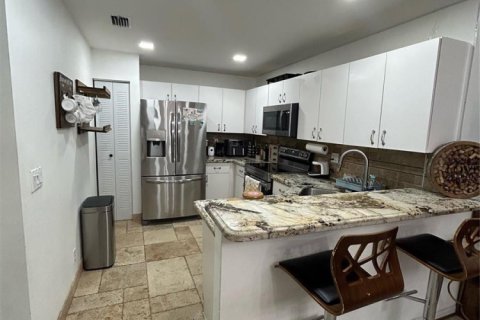 Apartment in Miramar, Florida 2 bedrooms, 96.99 sq.m. № 2087032 - photo 3