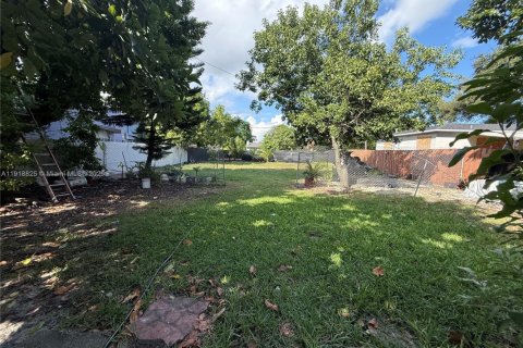 Land in Miami, Florida № 1973373 - photo 2