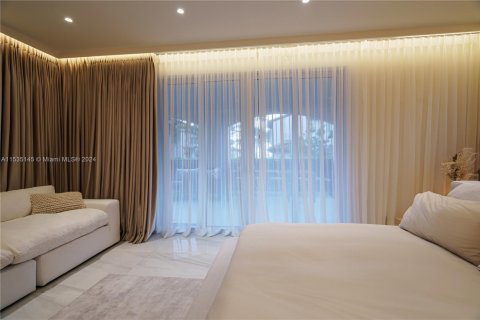 Copropriété à louer à Miami Beach, Floride: 3 chambres, 174.19 m2 № 1981244 - photo 18