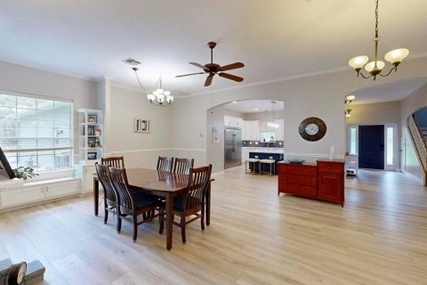 House in Weeki Wachee, Florida 5 bedrooms, 323.49 sq.m. № 1846977 - photo 23