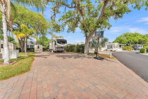 Terreno en venta en Clermont, Florida № 1597963 - foto 1