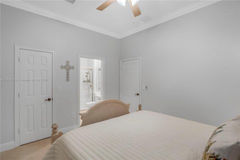 House in Davie, Florida 5 bedrooms, 315.03 sq.m. № 1770250 - photo 27