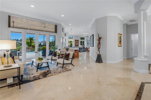 House in Davie, Florida 5 bedrooms, 315.03 sq.m. № 1770250 - photo 12