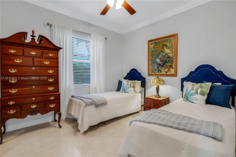 House in Davie, Florida 5 bedrooms, 315.03 sq.m. № 1770250 - photo 30