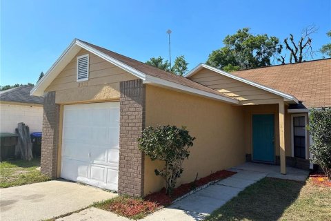 Villa ou maison à Orlando, Floride 3 chambres, 113.99 m2 № 2148975