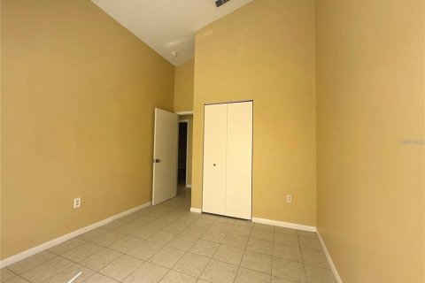 Villa ou maison à louer à Orlando, Floride: 3 chambres, 113.99 m2 № 2148975 - photo 8