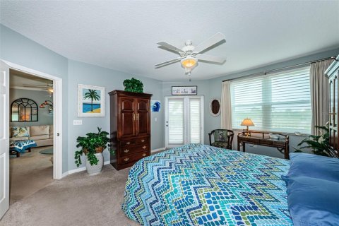 Condo in Largo, Florida, 3 bedrooms  № 2358744 - photo 30