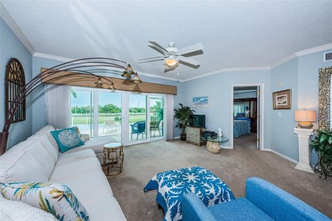 Condo in Largo, Florida, 3 bedrooms  № 2358744 - photo 24