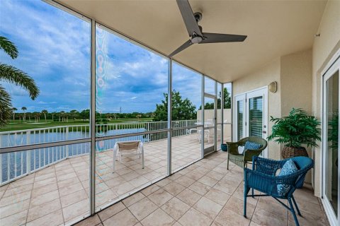Condo in Largo, Florida, 3 bedrooms  № 2358744 - photo 14