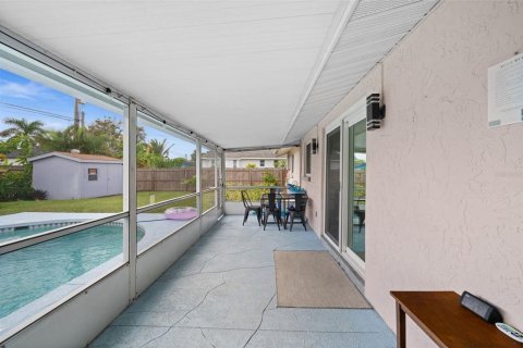 House in Venice, Florida 2 bedrooms, 80.17 sq.m. № 2144957 - photo 19