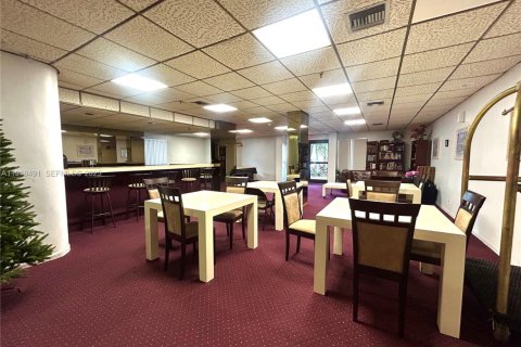 Condo in Fort Lauderdale, Florida, 2 bedrooms  № 1985873 - photo 30