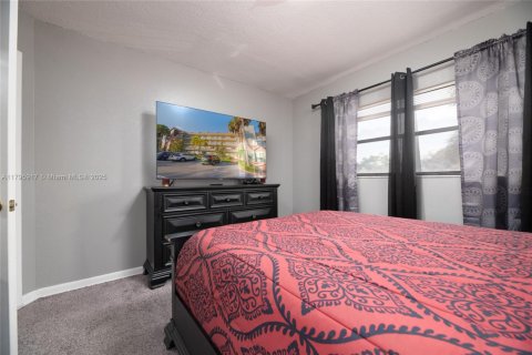 Condo in Coconut Creek, Florida, 2 bedrooms  № 1727060 - photo 28