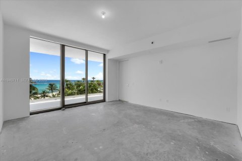 Condo in Sunny Isles Beach, Florida, 4 bedrooms  № 1997769 - photo 23