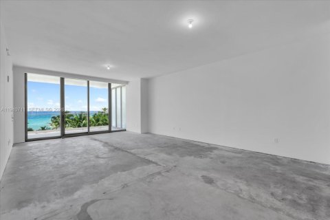 Condo in Sunny Isles Beach, Florida, 4 bedrooms  № 1997769 - photo 11