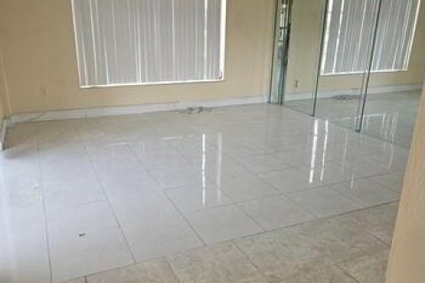 Copropriété à vendre à Lauderhill, Floride: 2 chambres, 104.05 m2 № 2262441 - photo 4