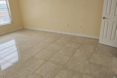 Copropriété à vendre à Lauderhill, Floride: 2 chambres, 104.05 m2 № 2262441 - photo 7