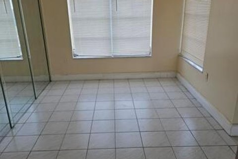 Copropriété à vendre à Lauderhill, Floride: 2 chambres, 104.05 m2 № 2262441 - photo 3