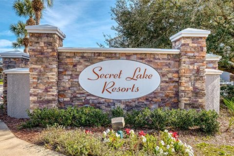 Condo in Kissimmee, Florida, 3 bedrooms  № 2410476 - photo 2